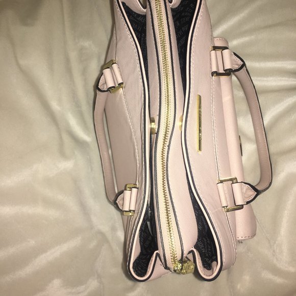 Steve Madden Purse - Picture 2 of 8